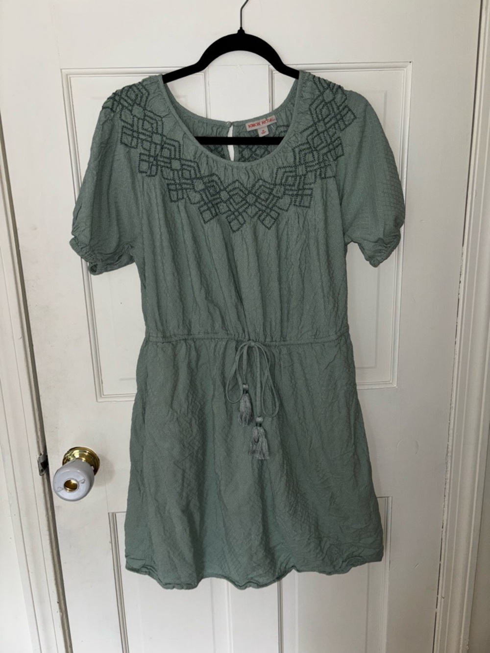 Knox Rose Sage Green Textured Tie-Waist Women's Dress